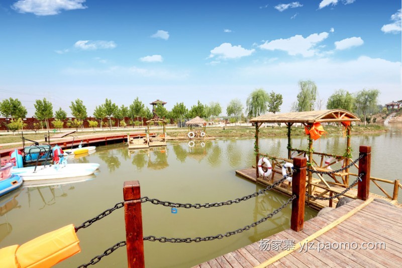 香河杨家寨水上游乐船